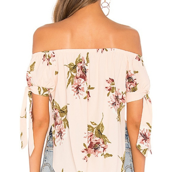 NWOT FLYNN SKYE maple top in blush gatherings! - Picture 2 of 8